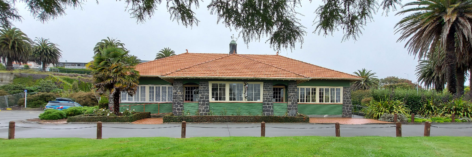 SophezeOnTheBay Exterior